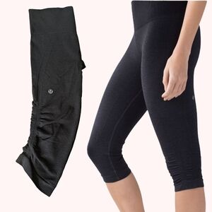 ⭐Lulu Crop Leggings - In The Flow - Heathered Coal Size 4